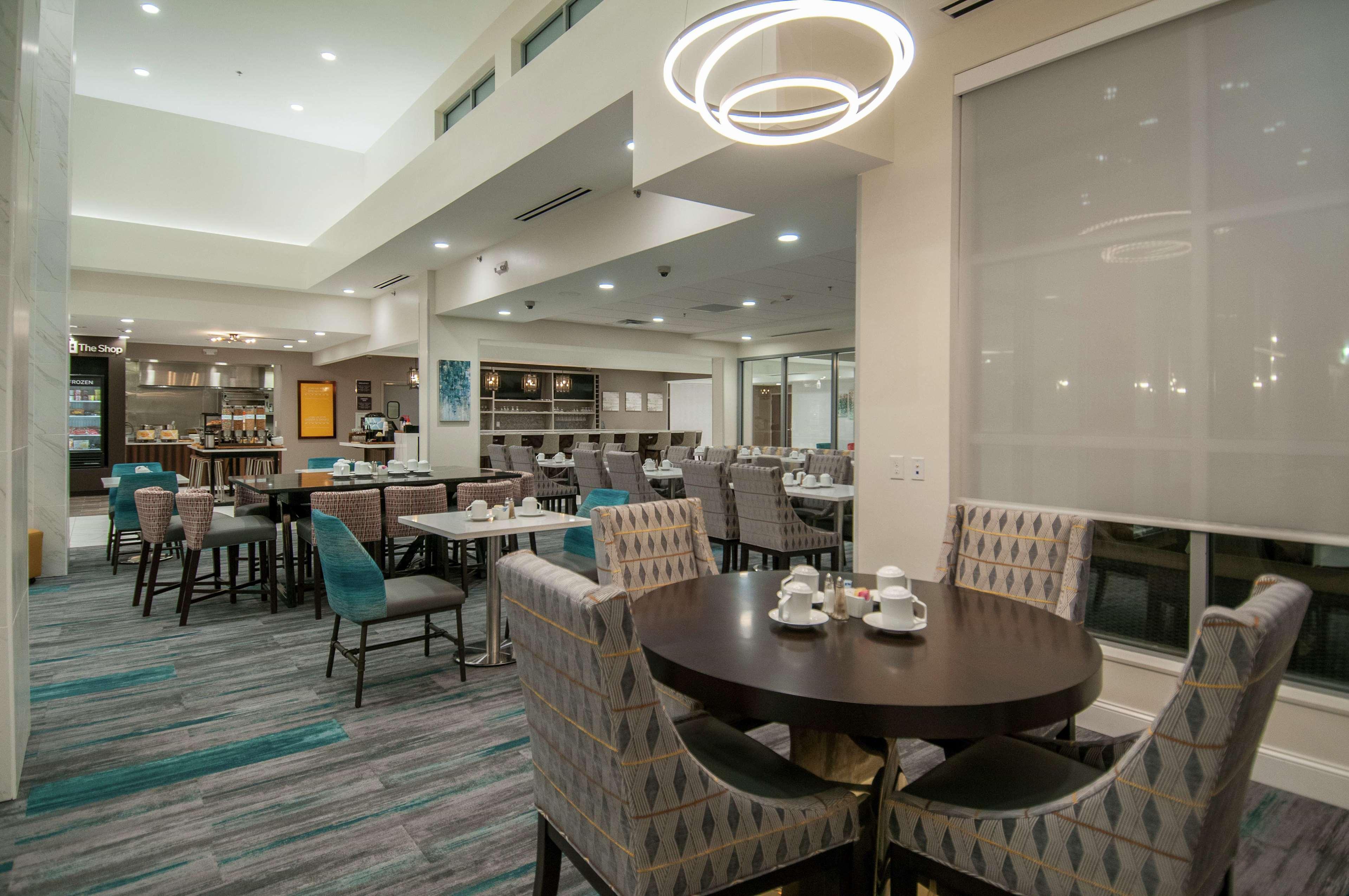 Hilton Garden Inn Jackson/Клинтон Экстерьер фото