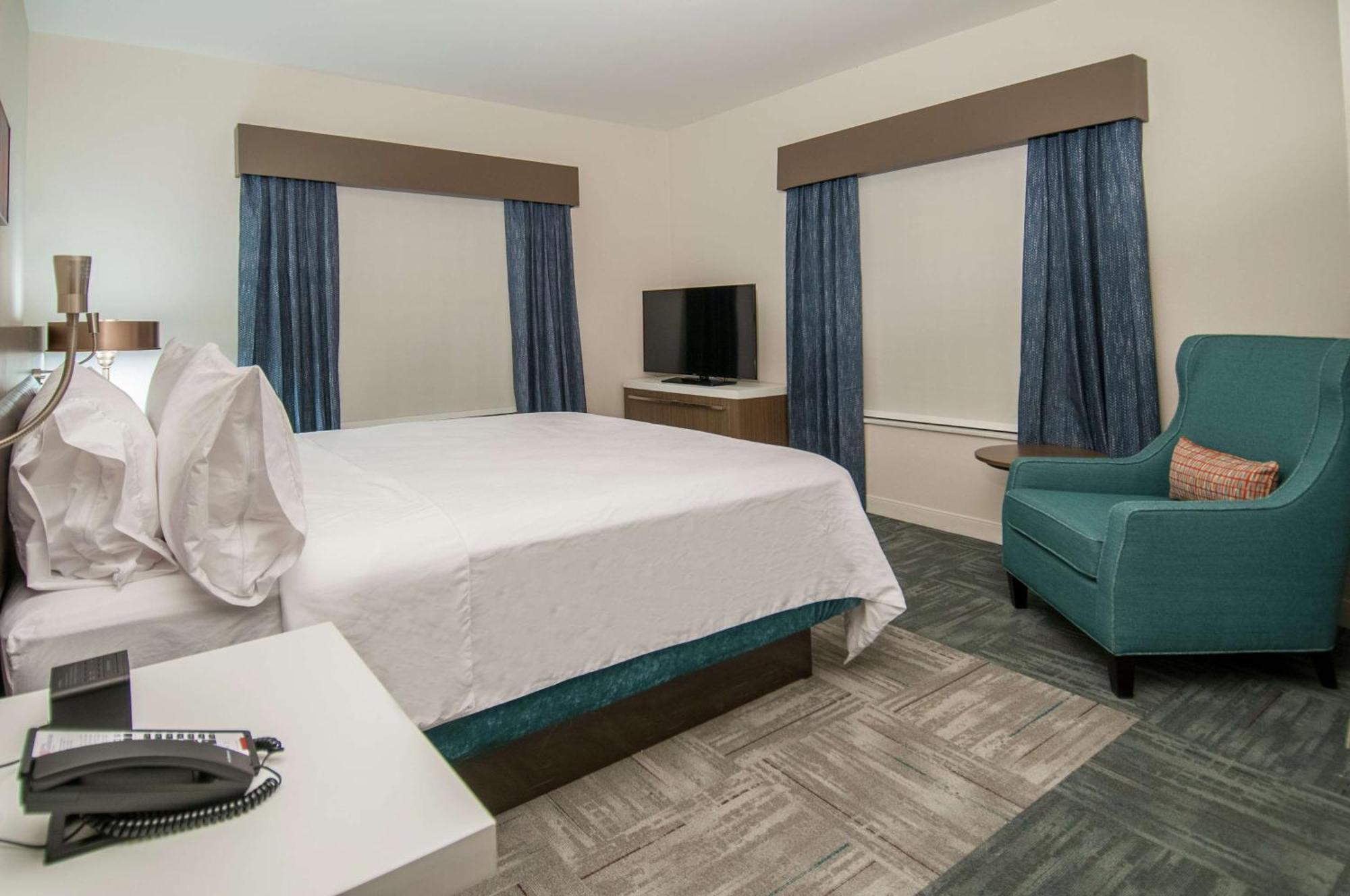 Hilton Garden Inn Jackson/Клинтон Экстерьер фото