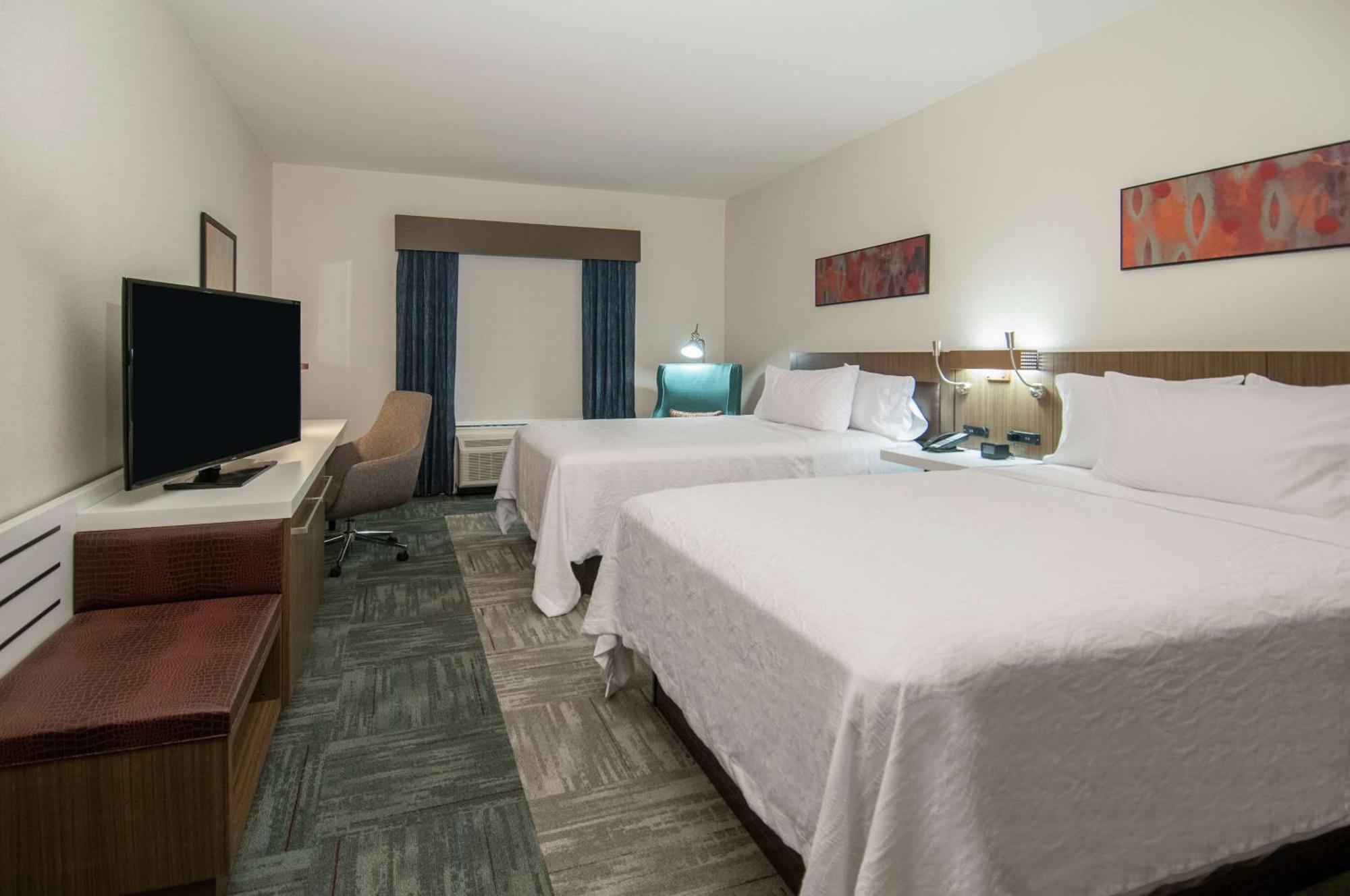 Hilton Garden Inn Jackson/Клинтон Экстерьер фото