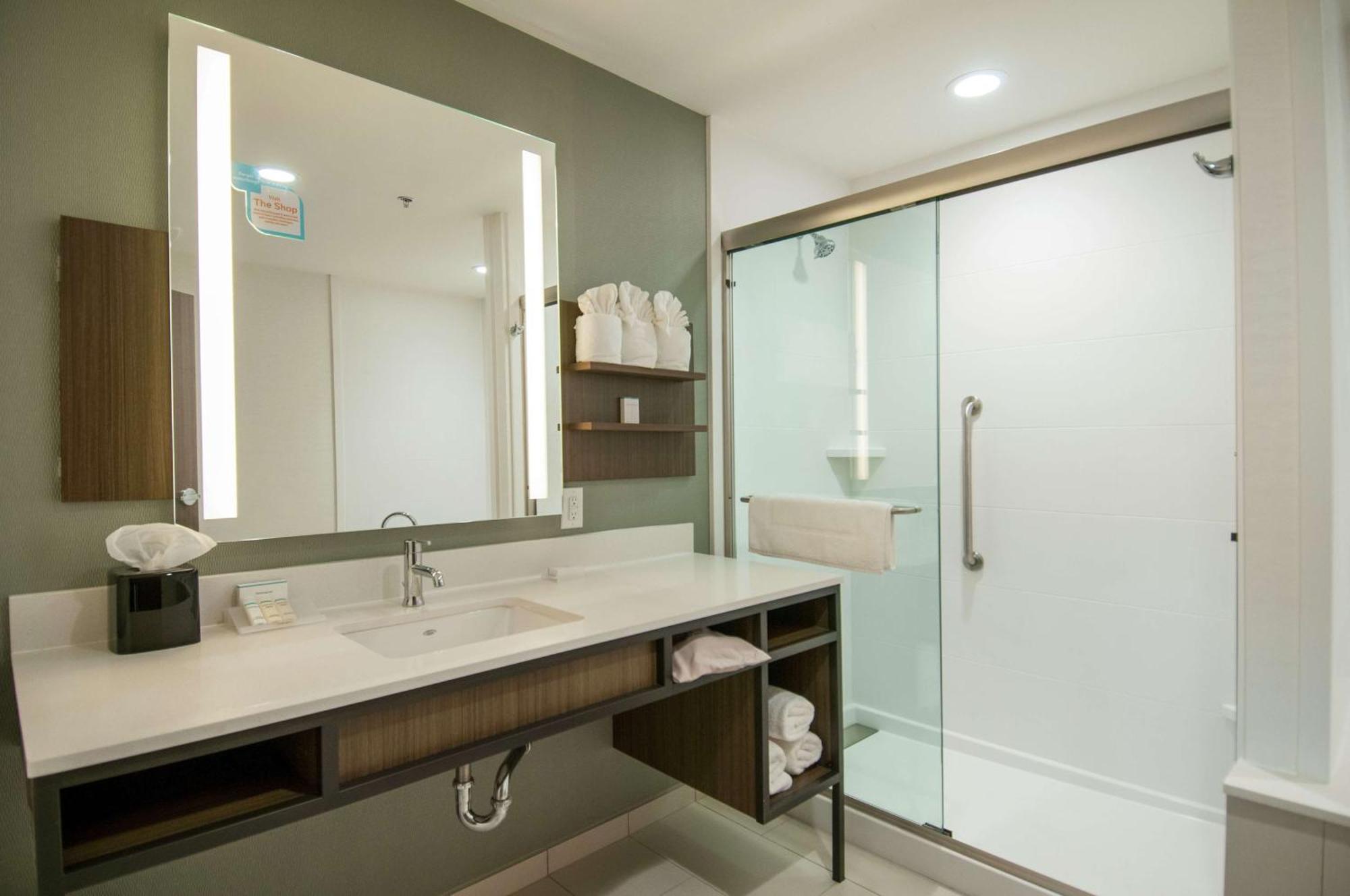 Hilton Garden Inn Jackson/Клинтон Экстерьер фото